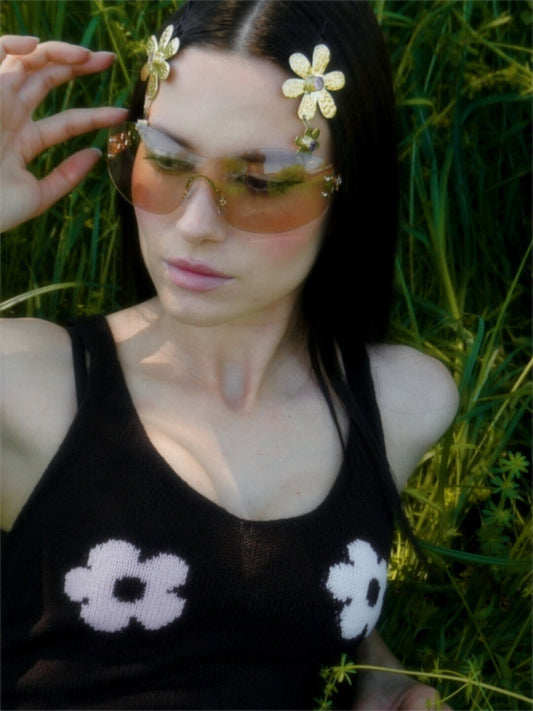 Áine Flower Hair Pins: Brass Fairycore Hair Clips with Cubic Zirconia