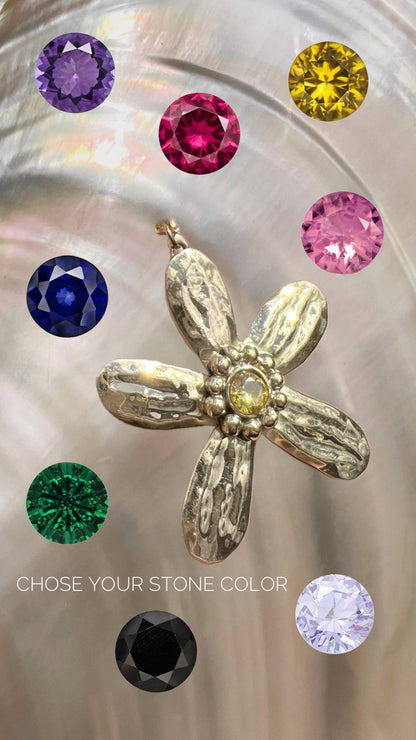 Aella Necklace: Floral Pendant with Zirconia Stone