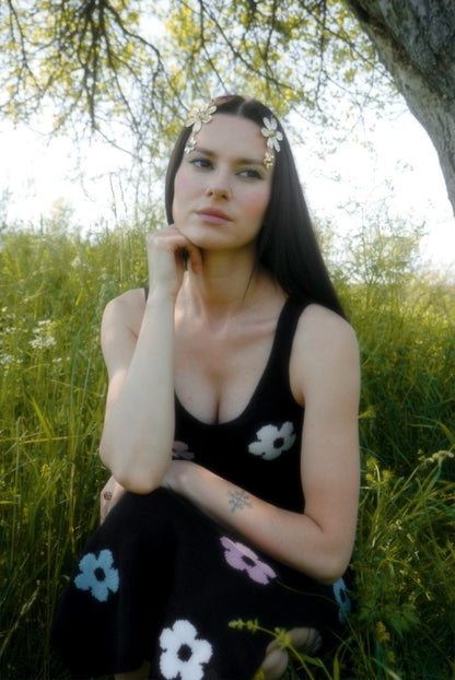 Áine Flower Hair Pins: Brass Fairycore Hair Clips with Cubic Zirconia