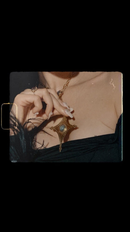 Star Tail I Pendant: Ethnic Comet Necklace