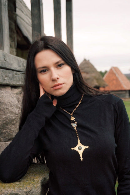 Star Tail II Comet Pendant: Ethnic Necklace, Goddess Jewelry