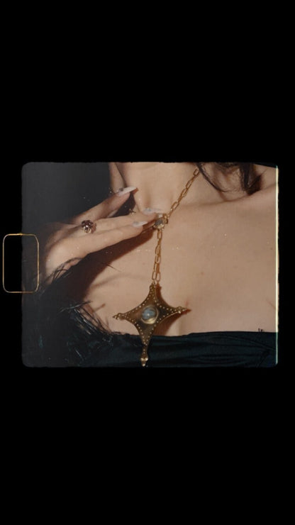 Star Tail I Pendant: Ethnic Comet Necklace