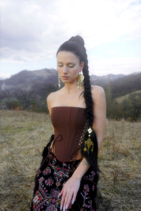 Slavic Braid Jewelry: Brass Nakosnik with Zircons & Labradorite
